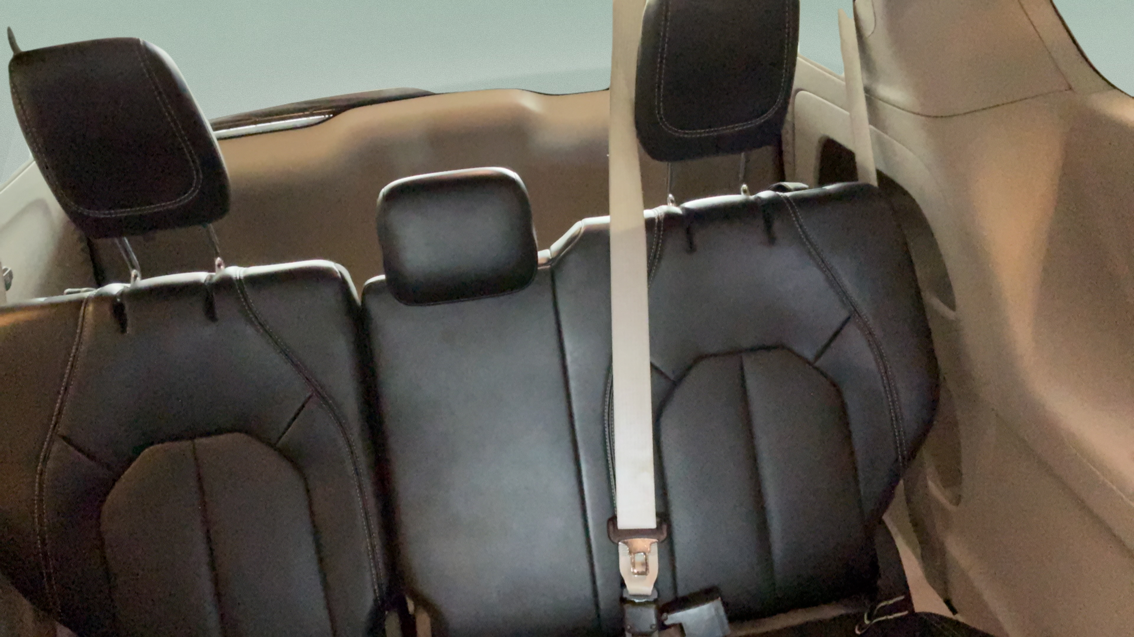 Used 2024 Chrysler Pacifica Touring-L FWD image 31