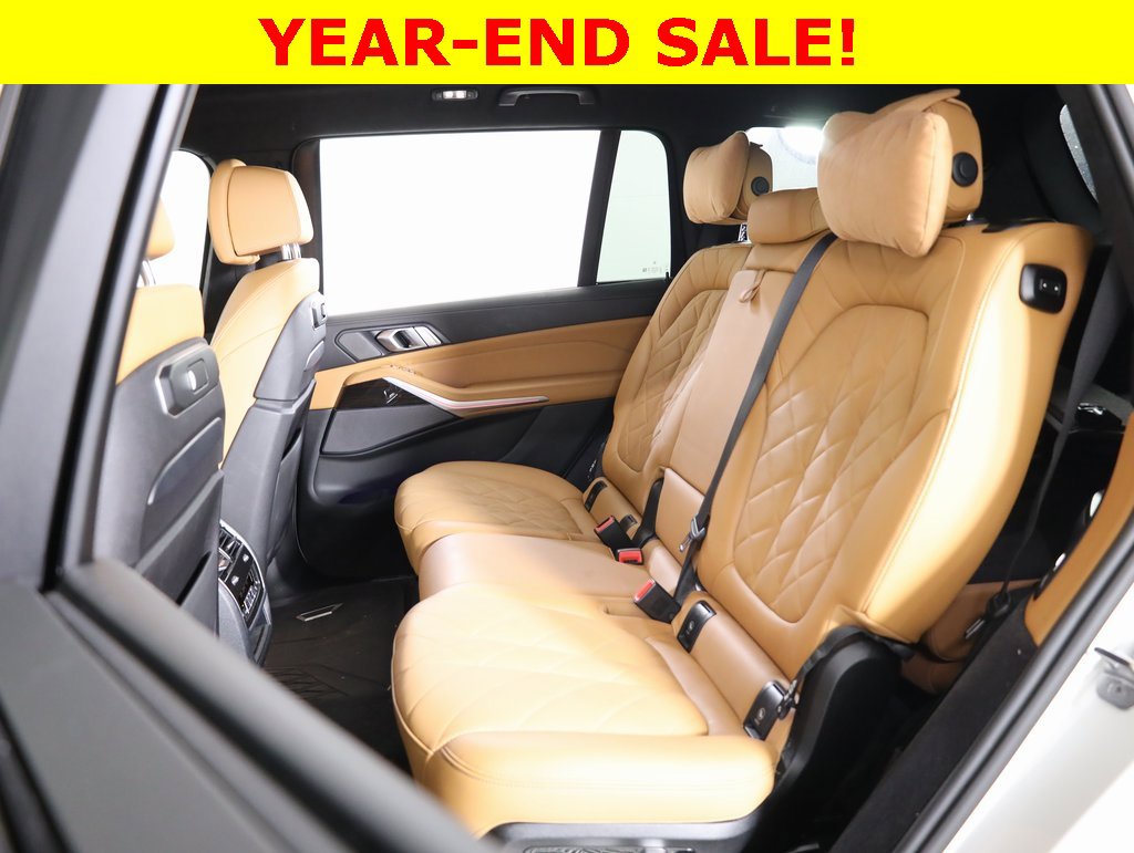 Used 2023 BMW X7 xDrive40i w/ Executive Package image 36