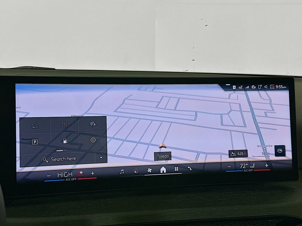 New 2026 BMW 330i xDrive Sedan w/ Convenience Package image 17