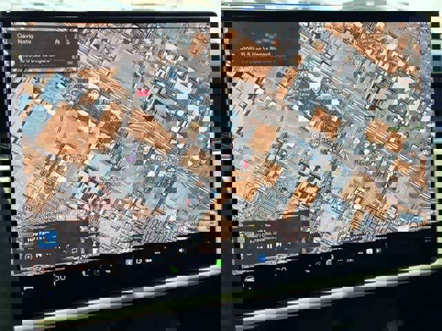 Used 2023 Tesla Model X Plaid image 22