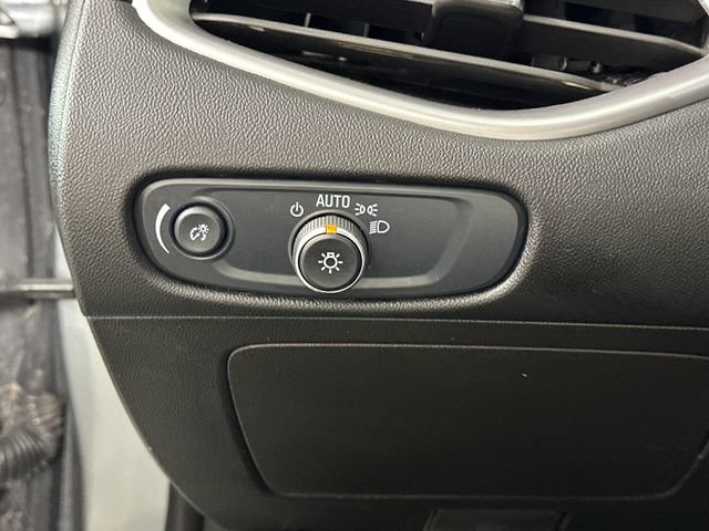 Used 2024 Chevrolet Malibu LT FWD image 19