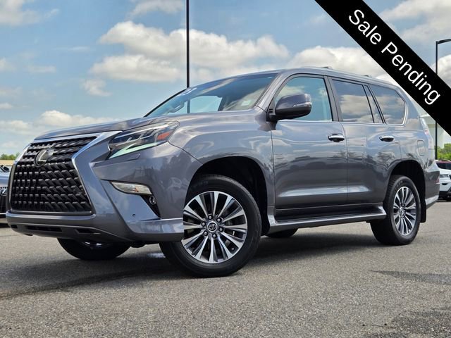 Used 2023 Lexus GX 460 Luxury w/ Accessory Package image 24