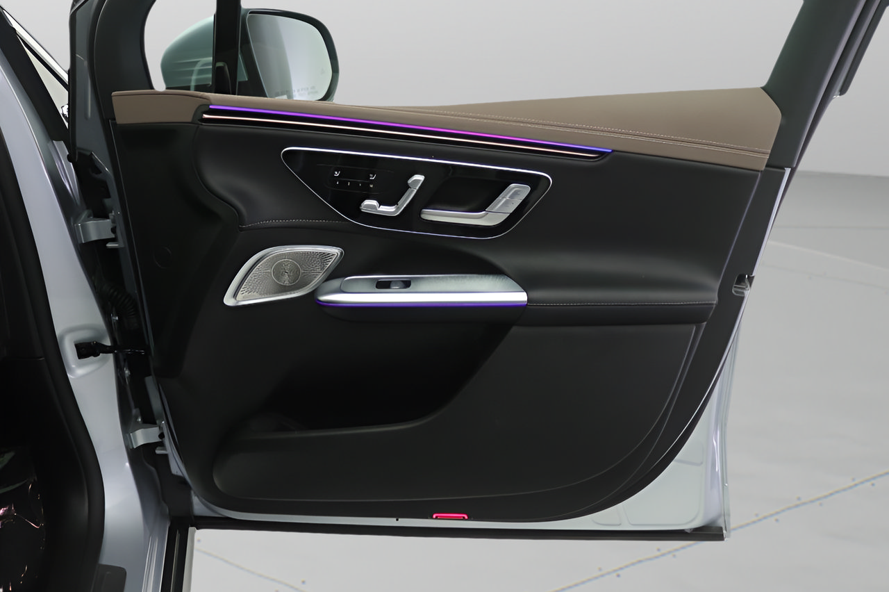 Certified 2023 Mercedes-Benz EQE 350+ SUV image 21