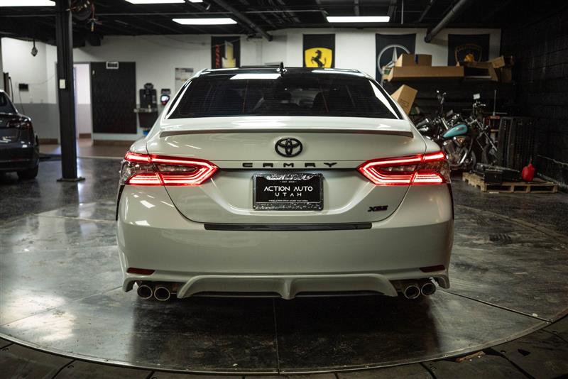 Used 2022 Toyota Camry XSE image 6