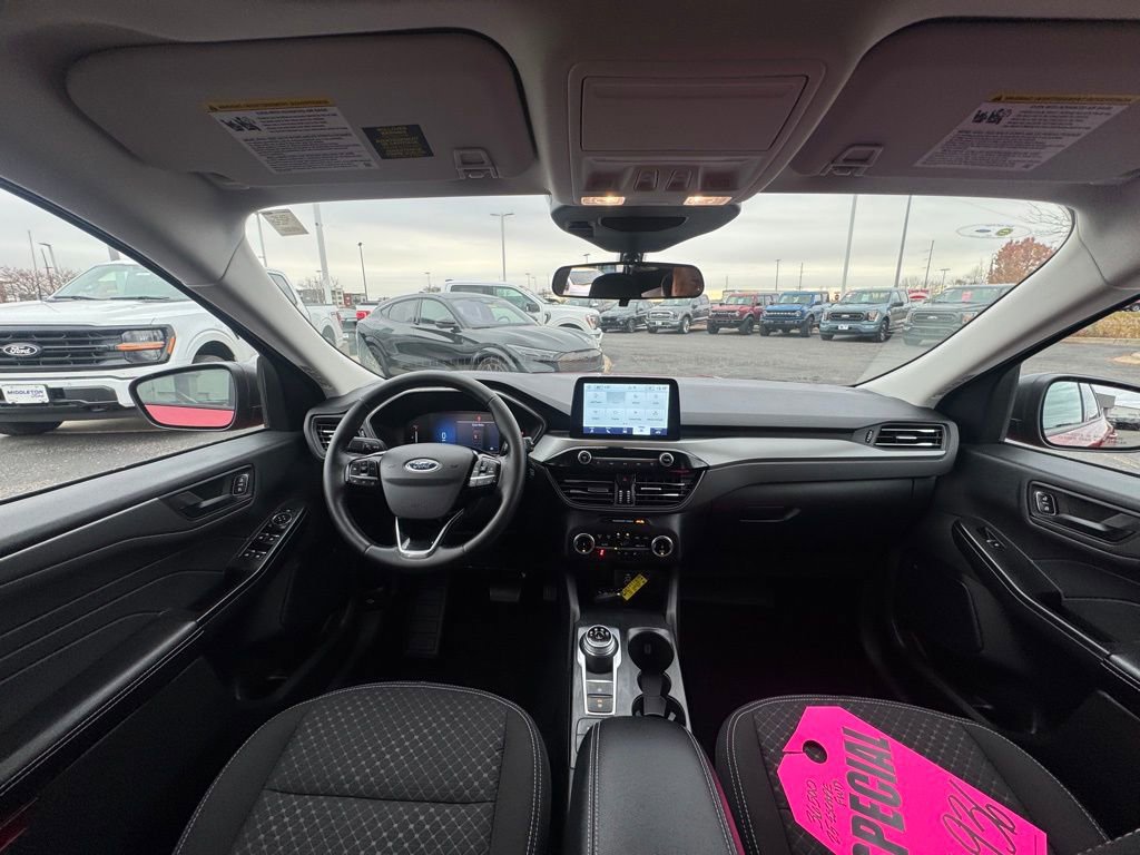 New 2025 Ford Escape Active w/ Cold Weather Package image 23