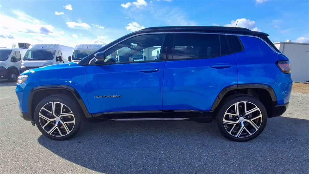 Certified 2024 Jeep Compass Limited w/ Elite Group image 5