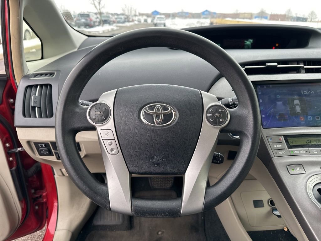 Used 2015 Toyota Prius Three image 19