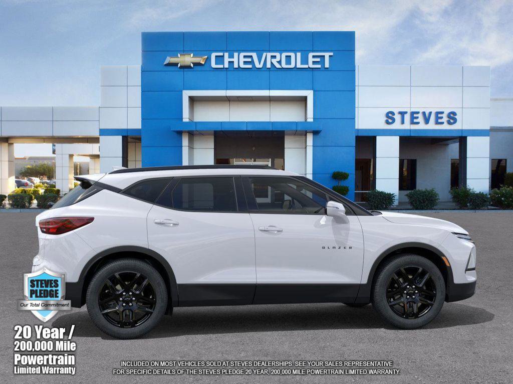 New 2025 Chevrolet Blazer LT w/ Sound & Technology Package image 5