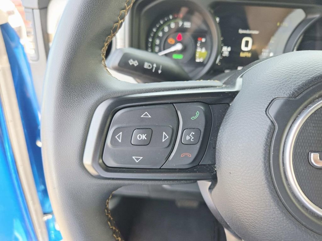 Used 2024 Jeep Wrangler Unlimited AWD/4WD image 22
