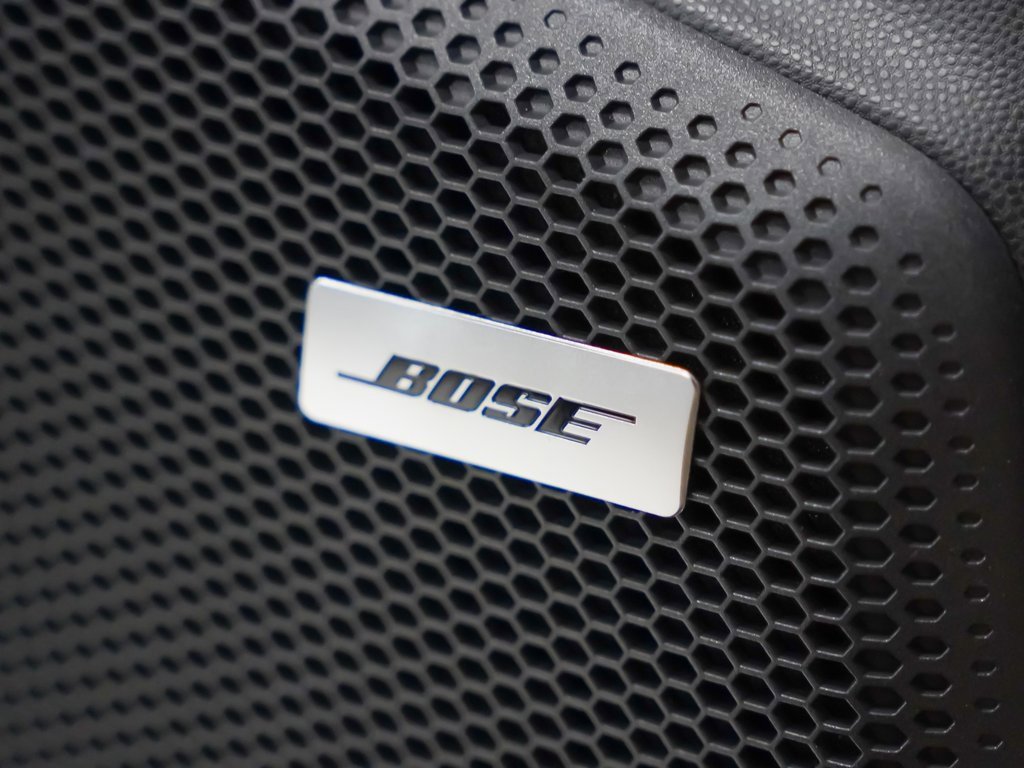 New 2025 Porsche Macan Turbo Electric image 18