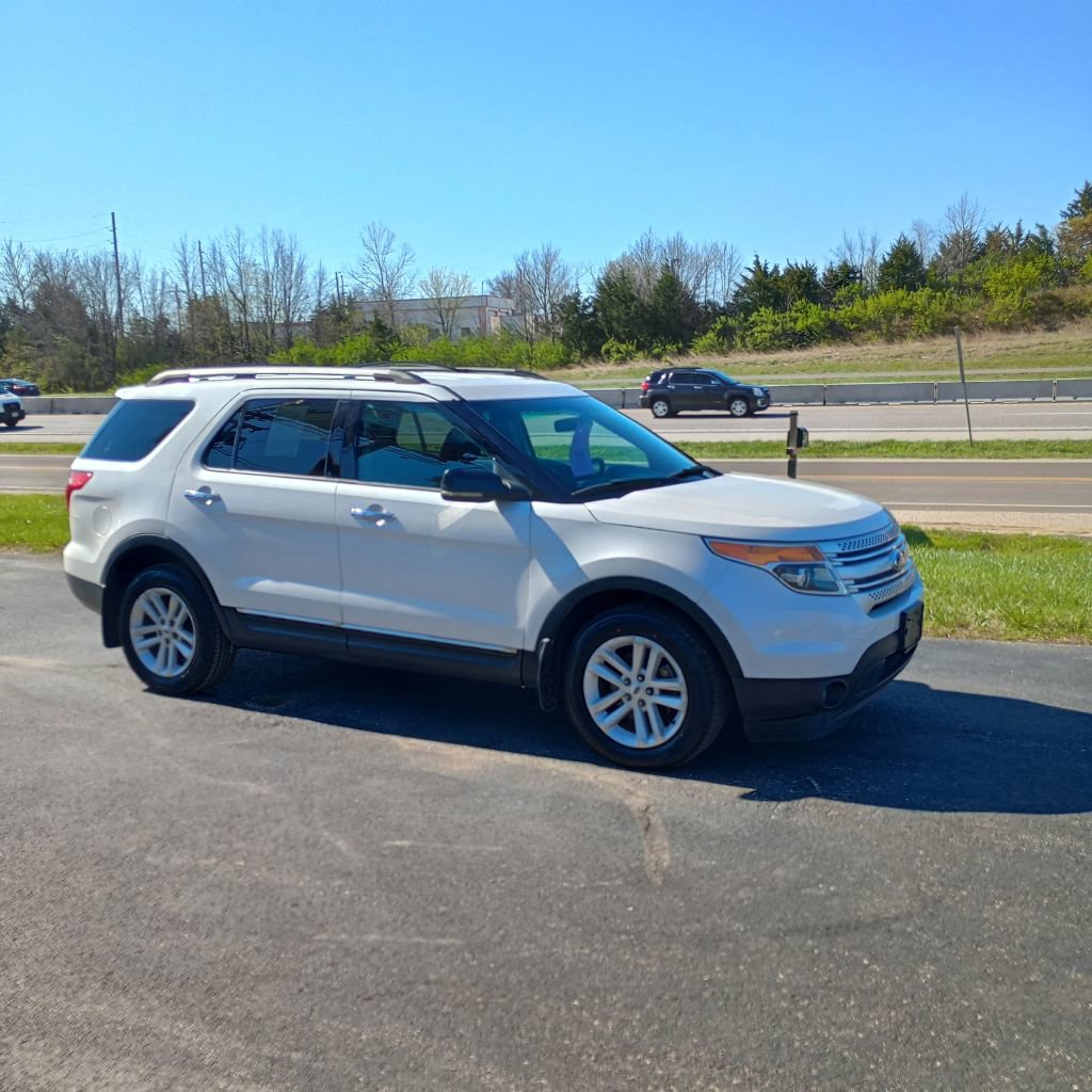 Used 2012 Ford Explorer XLT AWD/4WD image 7