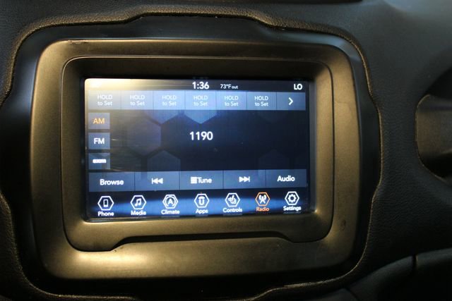 Used 2018 Jeep Renegade Latitude w/ Cold Weather Group AWD/4WD image 23