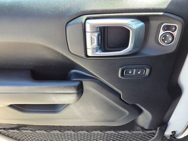 Used 2021 Jeep Gladiator Willys image 22