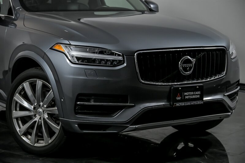 Used 2016 Volvo XC90 T8 Momentum w/ Vision Package AWD/4WD image 2