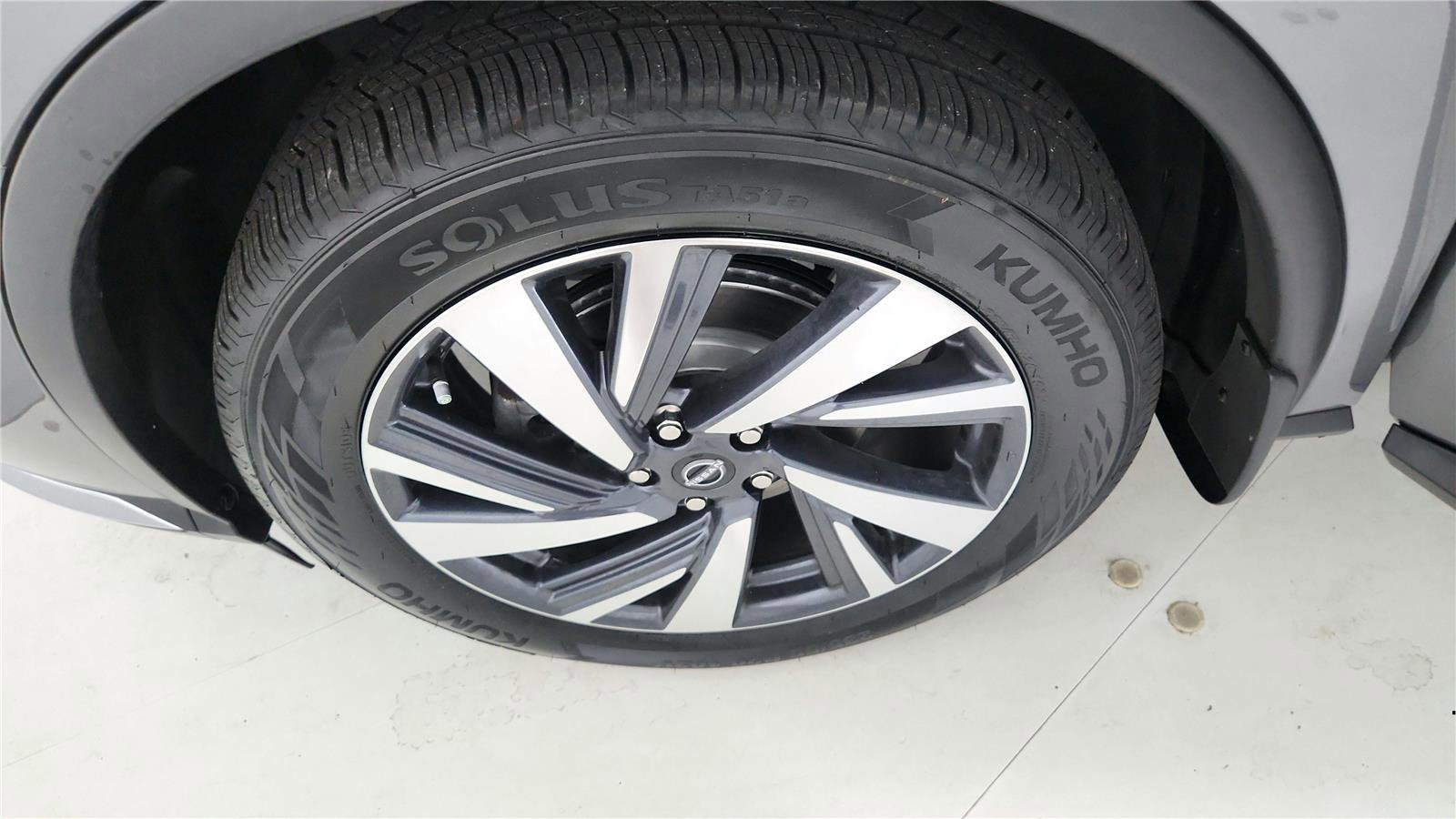 Used 2023 Nissan Murano SL w/ SL Moonroof Package AWD/4WD image 32