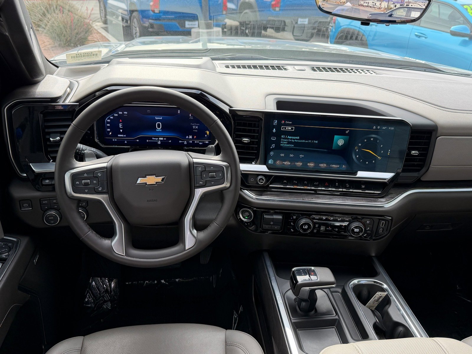 Used 2024 Chevrolet Silverado 1500 LTZ image 15