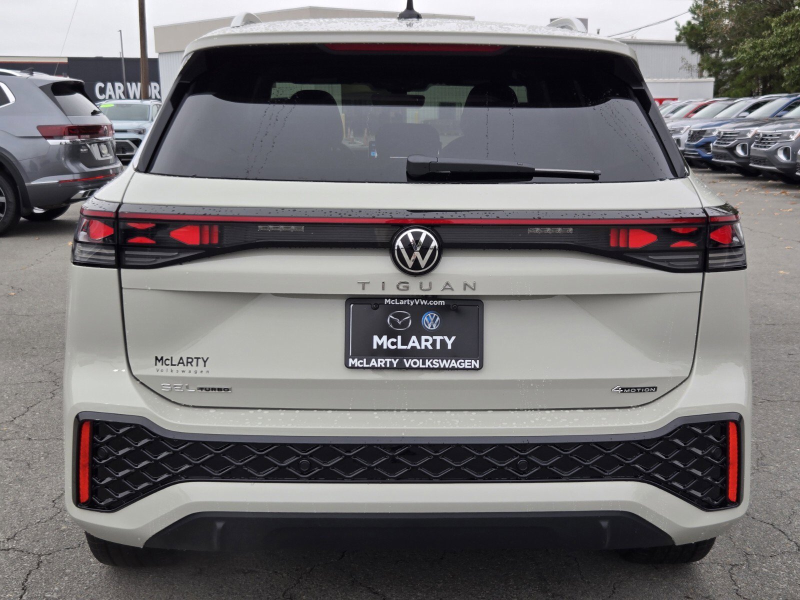 New 2026 Volkswagen Tiguan SEL R-Line image 11