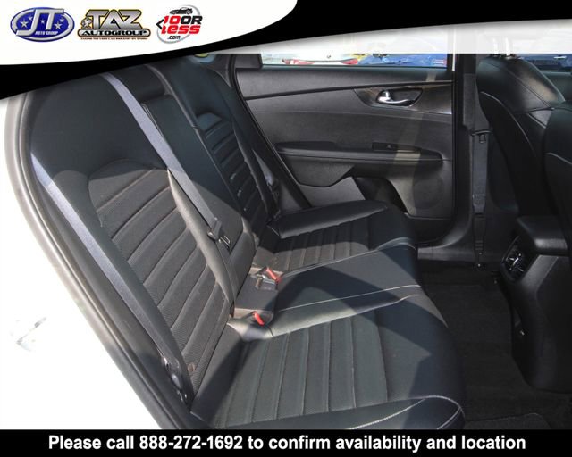 Used 2023 Kia Forte GT-Line w/ GT-Line Premium Package FWD image 13