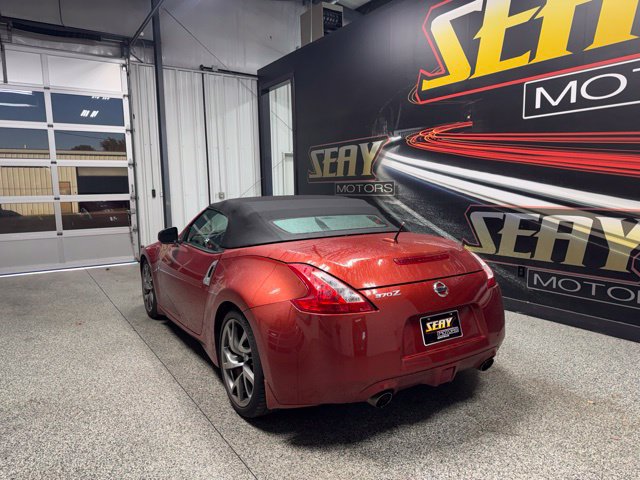 Used 2013 Nissan 370Z Touring w/ Sport Pkg RWD image 12