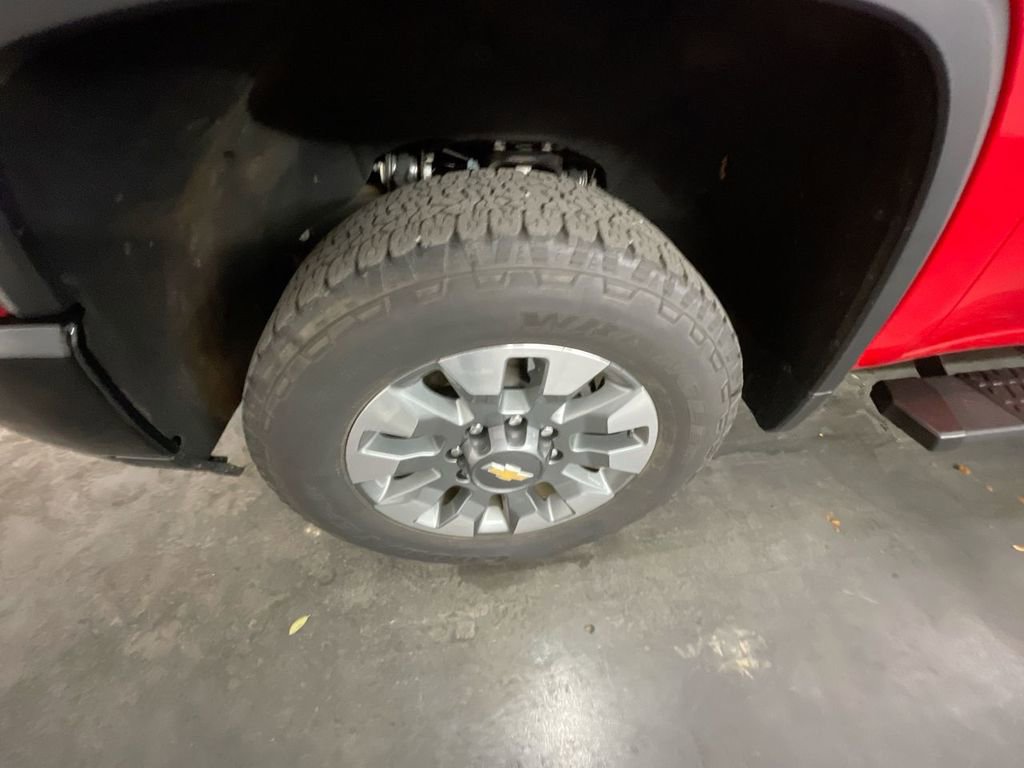 Certified 2025 Chevrolet Silverado 2500 Custom w/ Custom Value Package image 30