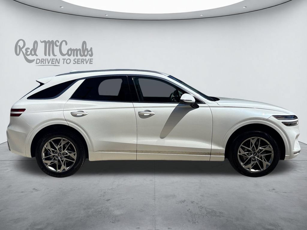 Used 2025 Genesis GV70 2.5T AWD/4WD image 6