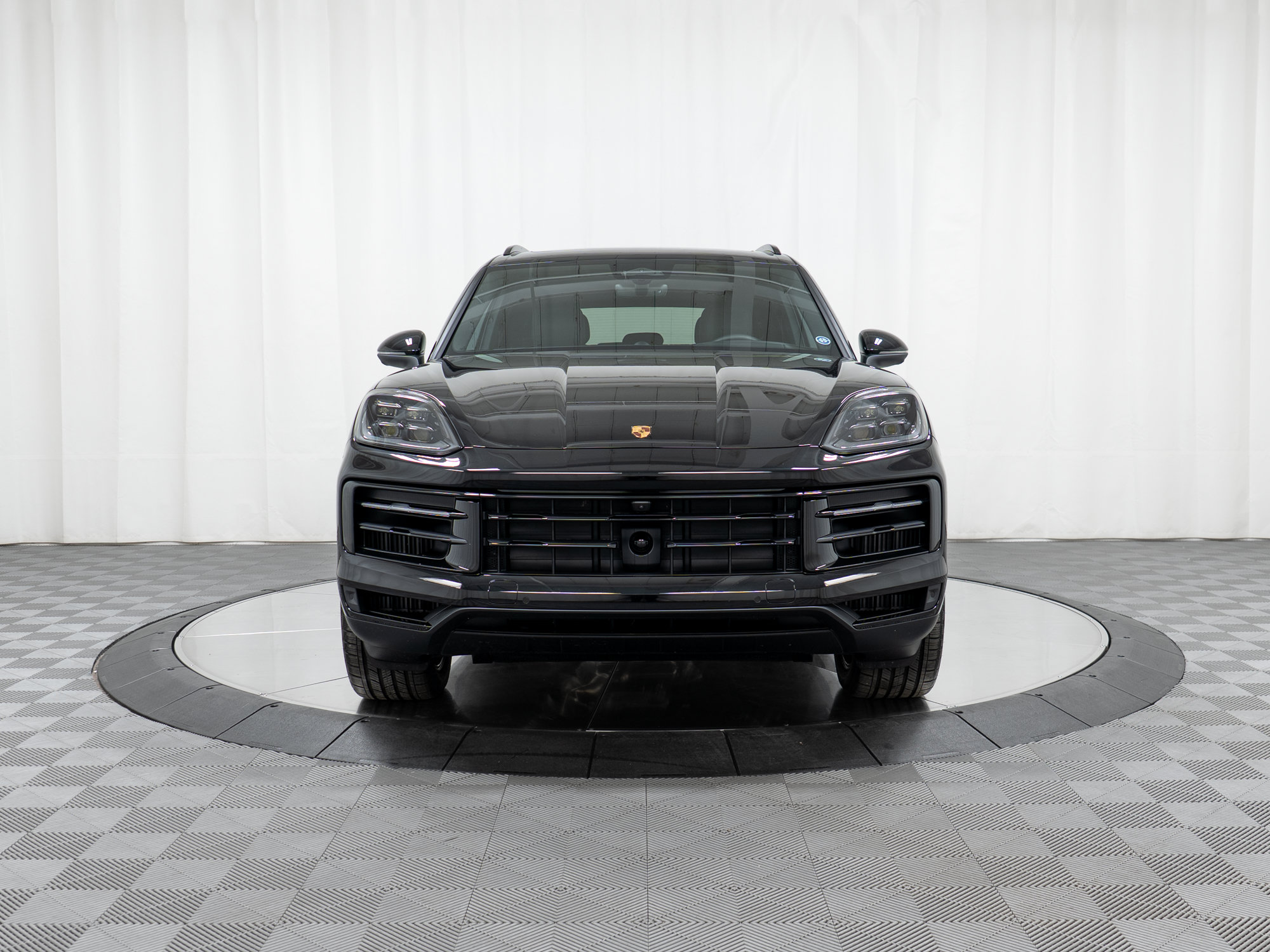 Certified 2026 Porsche Cayenne w/ Premium Package Plus AWD/4WD image 10
