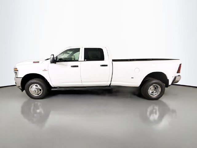 New 2026 RAM 3500 Tradesman AWD/4WD image 4