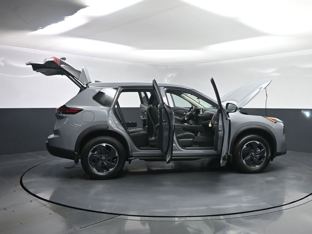New 2026 Nissan Rogue SV image 32
