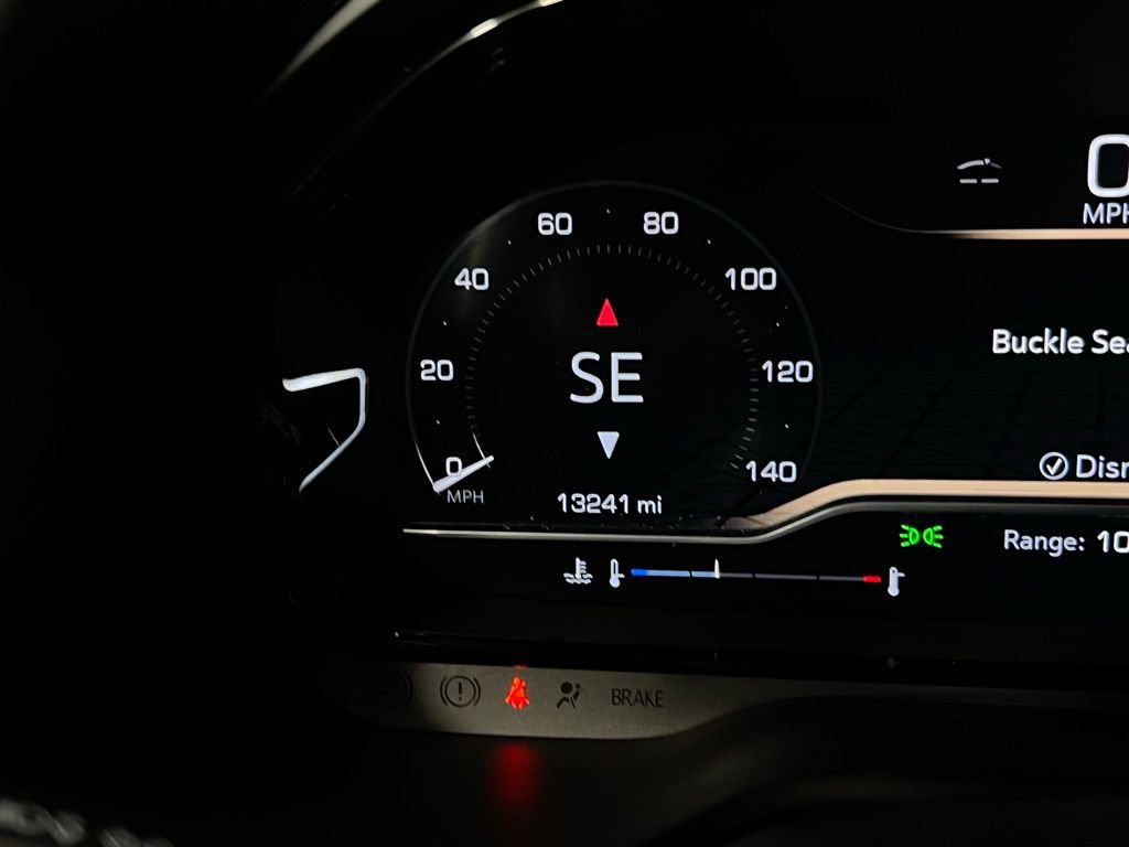 Used 2024 GMC Yukon Denali image 16