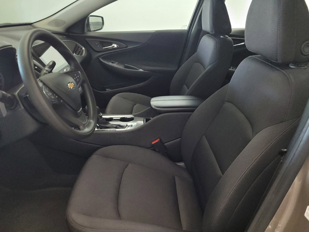 Used 2024 Chevrolet Malibu LT image 17