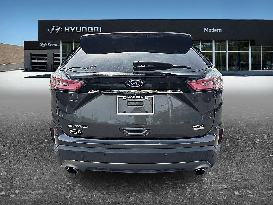 Used 2019 Ford Edge SEL w/ Equipment Group 201A FWD image 6