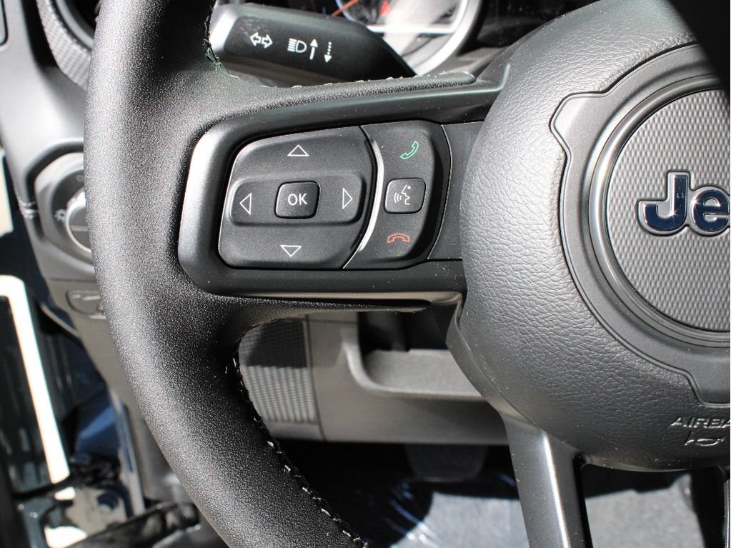 New 2026 Jeep Gladiator Rubicon AWD/4WD image 16