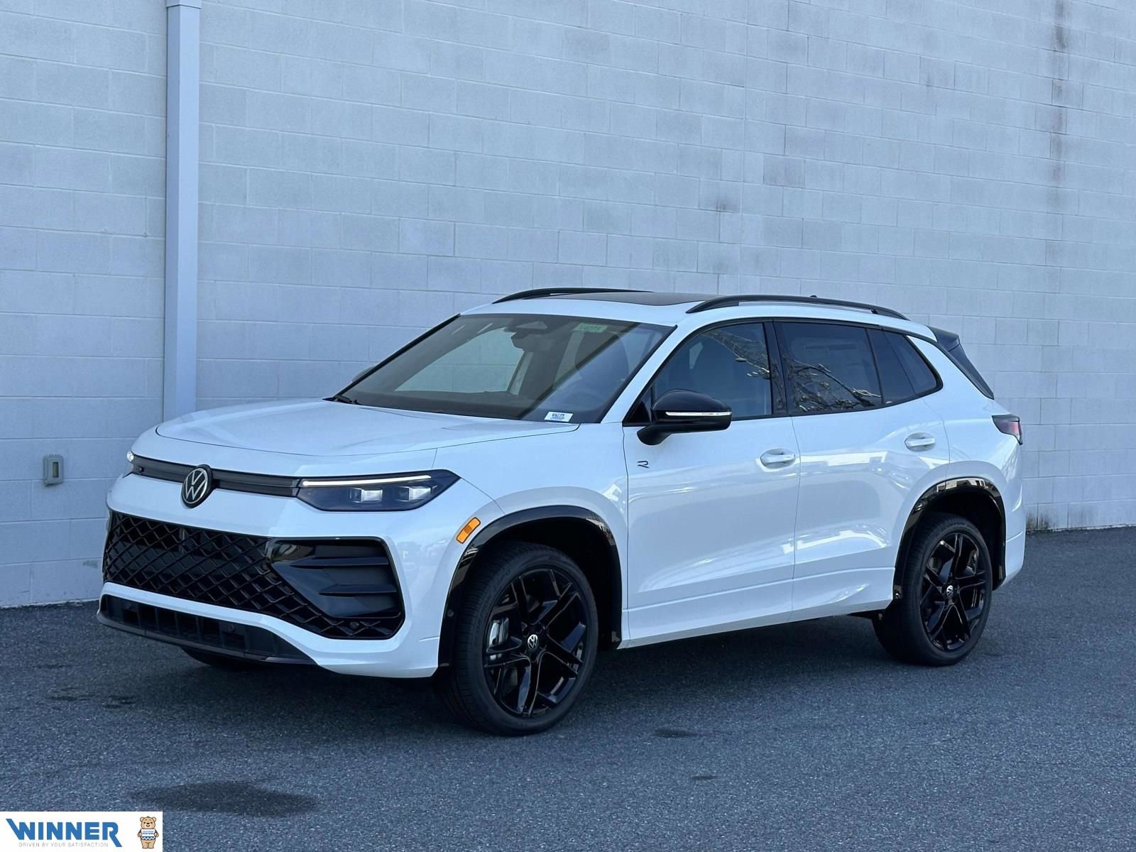 New 2025 Volkswagen Tiguan SE R-Line