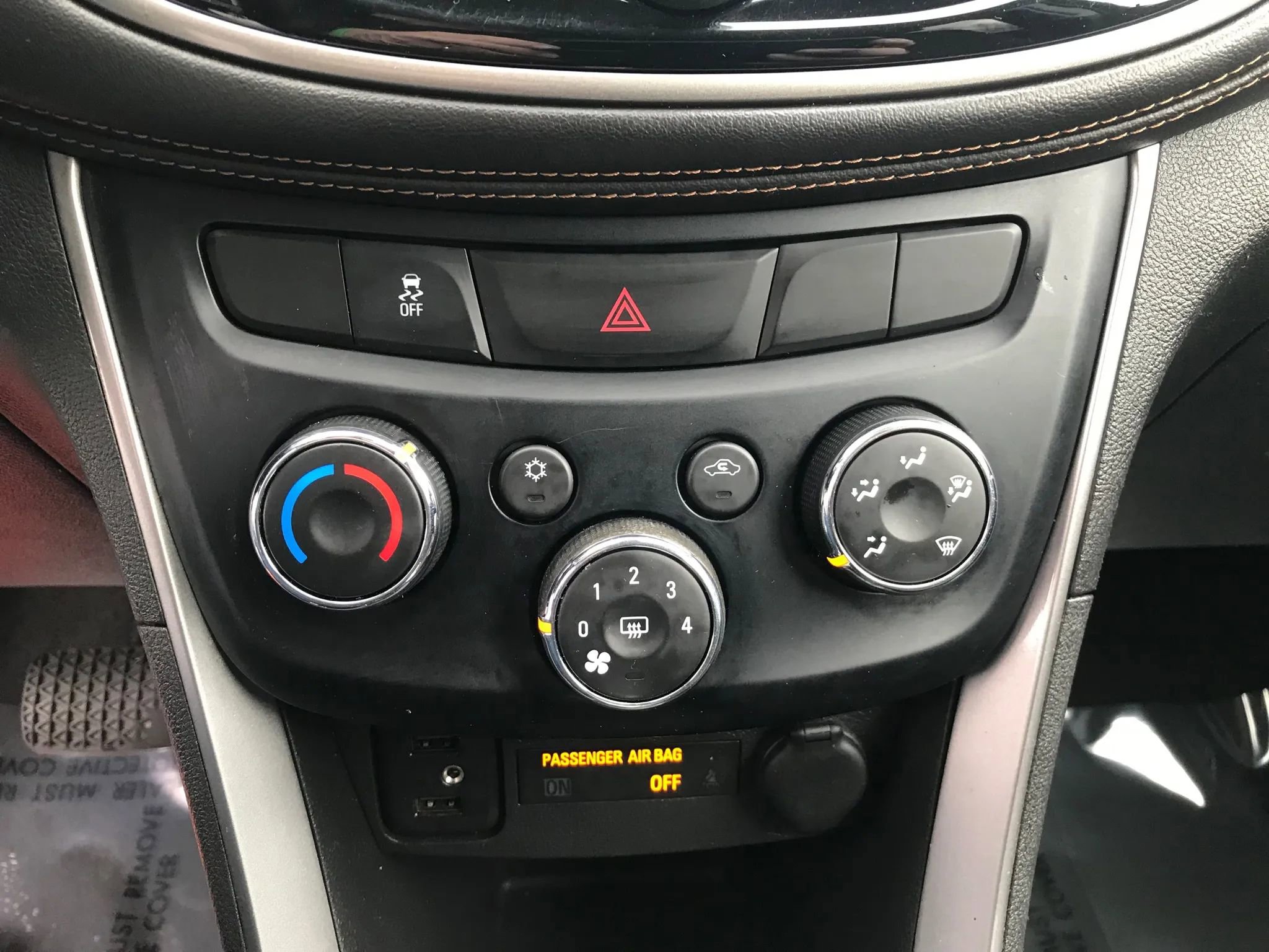 Used 2020 Chevrolet Trax LT image 22