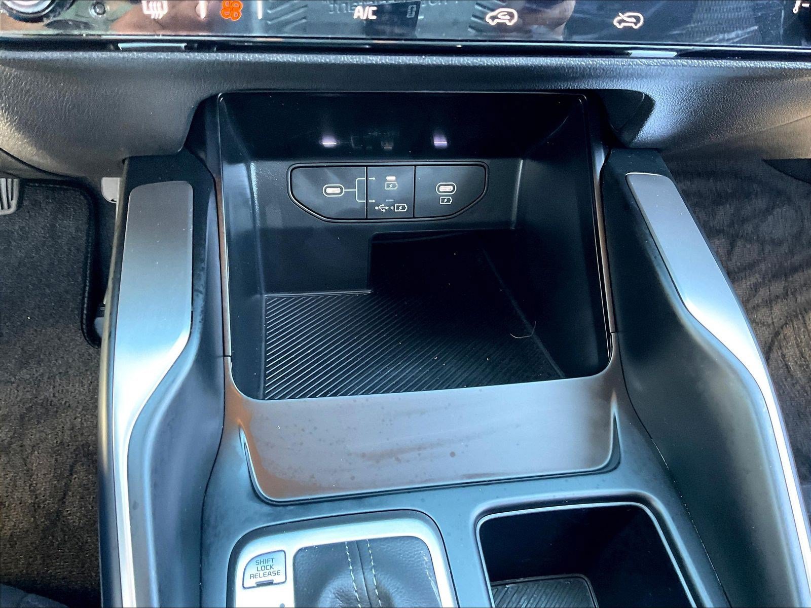 New 2026 Kia Sorento LX FWD image 25