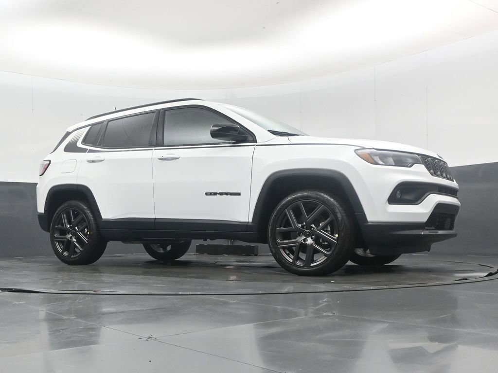 New 2026 Jeep Compass Latitude AWD/4WD image 34