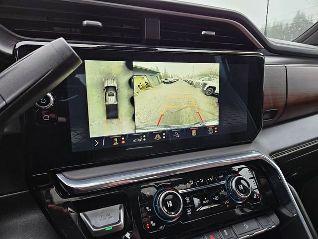 Used 2024 GMC Sierra 3500 Denali Ultimate AWD/4WD image 32