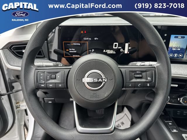 Used 2025 Nissan Kicks SV w/ SV Premium Package FWD image 25