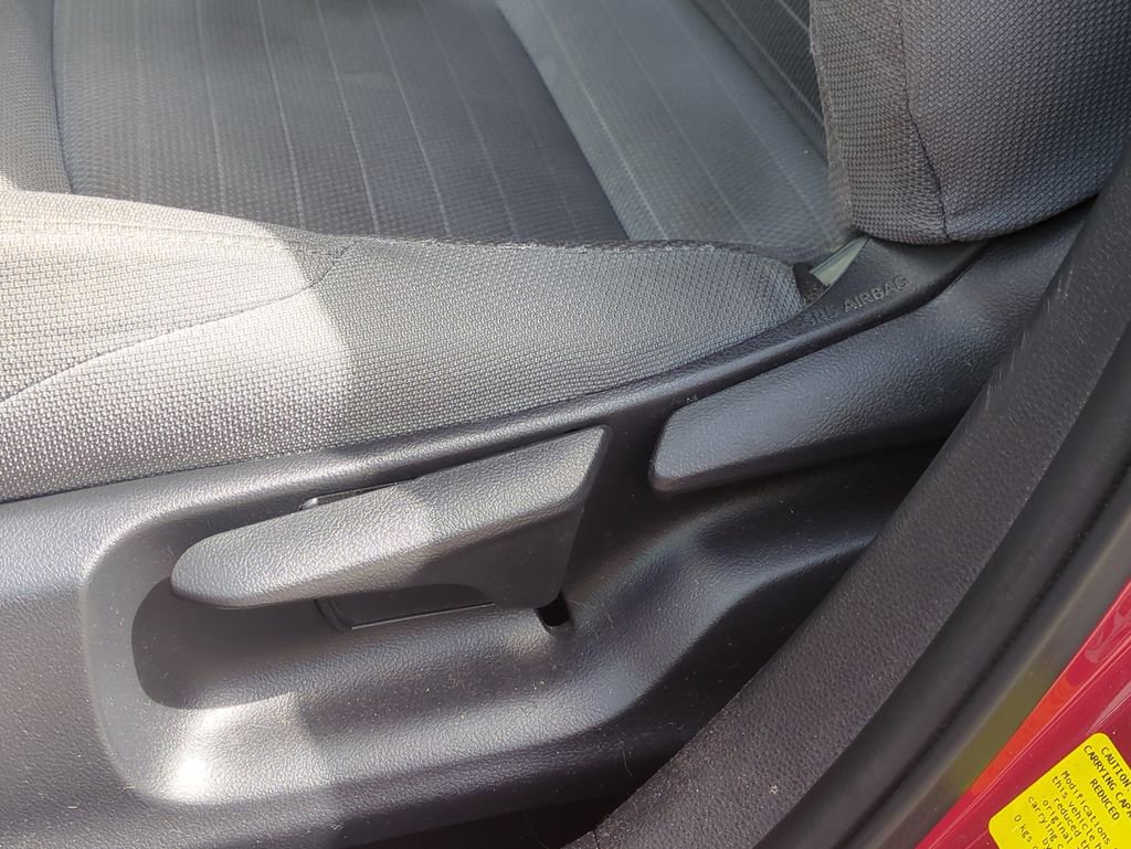 Used 2020 Toyota Corolla SE image 20