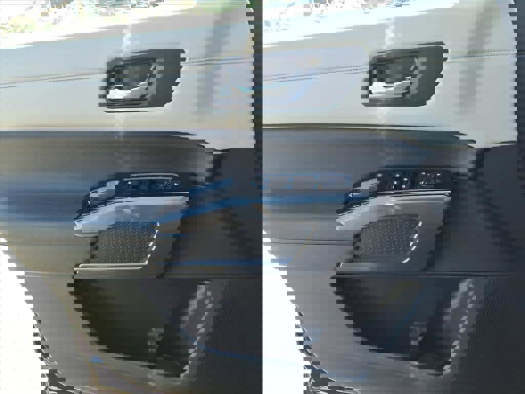 Certified 2024 Nissan Pathfinder SL w/ SL Premium Package image 15