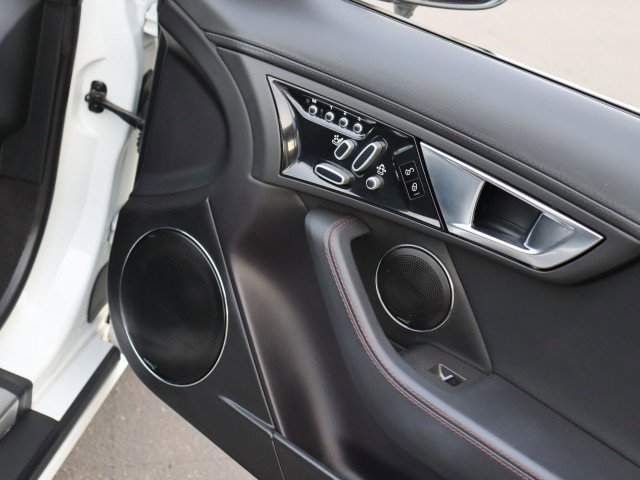 Used 2014 Jaguar F-TYPE S image 41