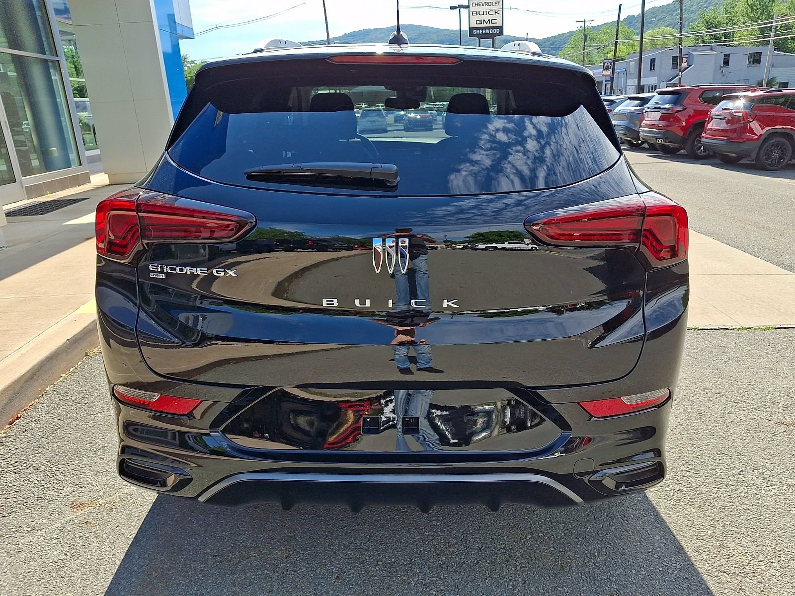 New 2026 Buick Encore GX Sport Touring w/ Comfort Package AWD/4WD image 5