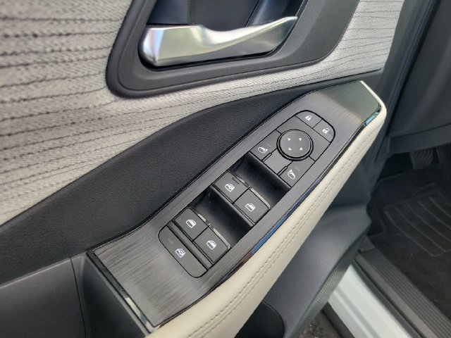 Used 2023 Nissan Rogue SV FWD image 15
