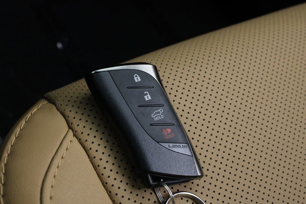 Used 2025 Lexus RX 350 FWD w/ Technology Package image 30