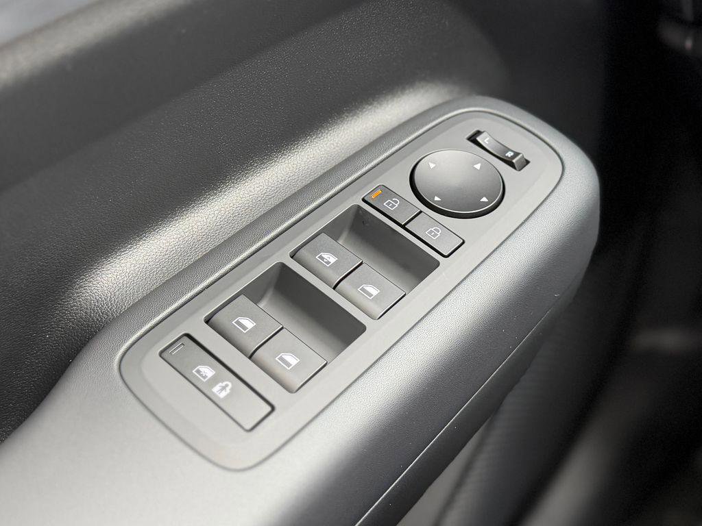 New 2026 Hyundai Santa Fe SE image 28