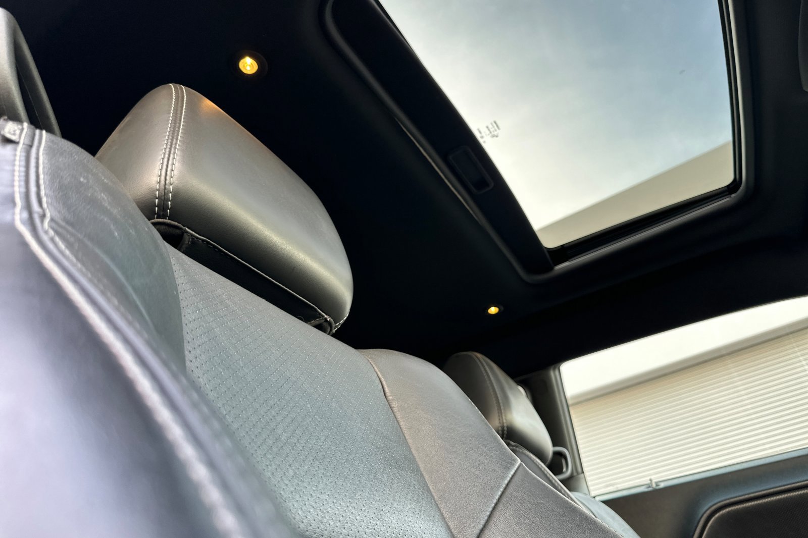 Used 2013 Dodge Challenger R/T image 19