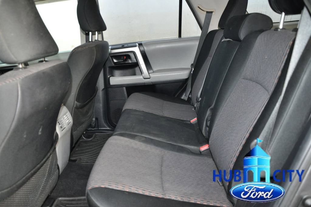 Used 2013 Toyota 4Runner SR5 w/ Convenience Pkg image 12