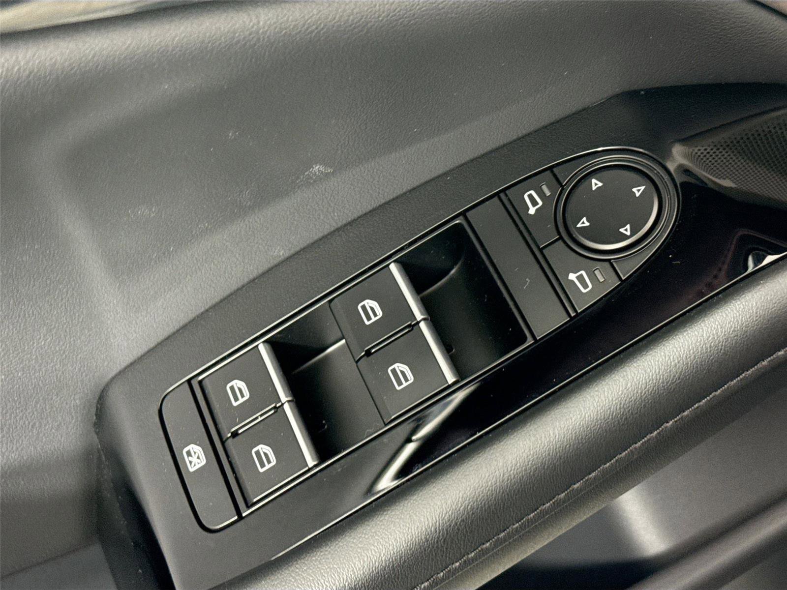 New 2026 MAZDA MAZDA3 2.5 S Hatchback w/ Premium Pkg image 29