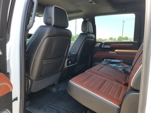 Used 2025 GMC Sierra 2500 Denali Ultimate image 29