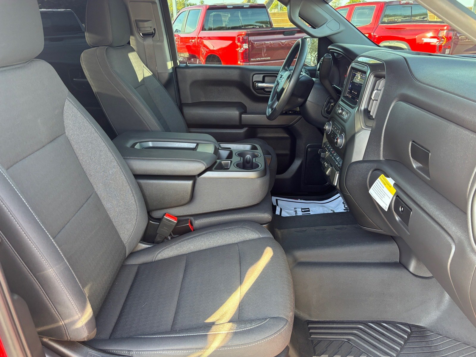Used 2026 Chevrolet Silverado 1500 Custom Trail Boss AWD/4WD image 28